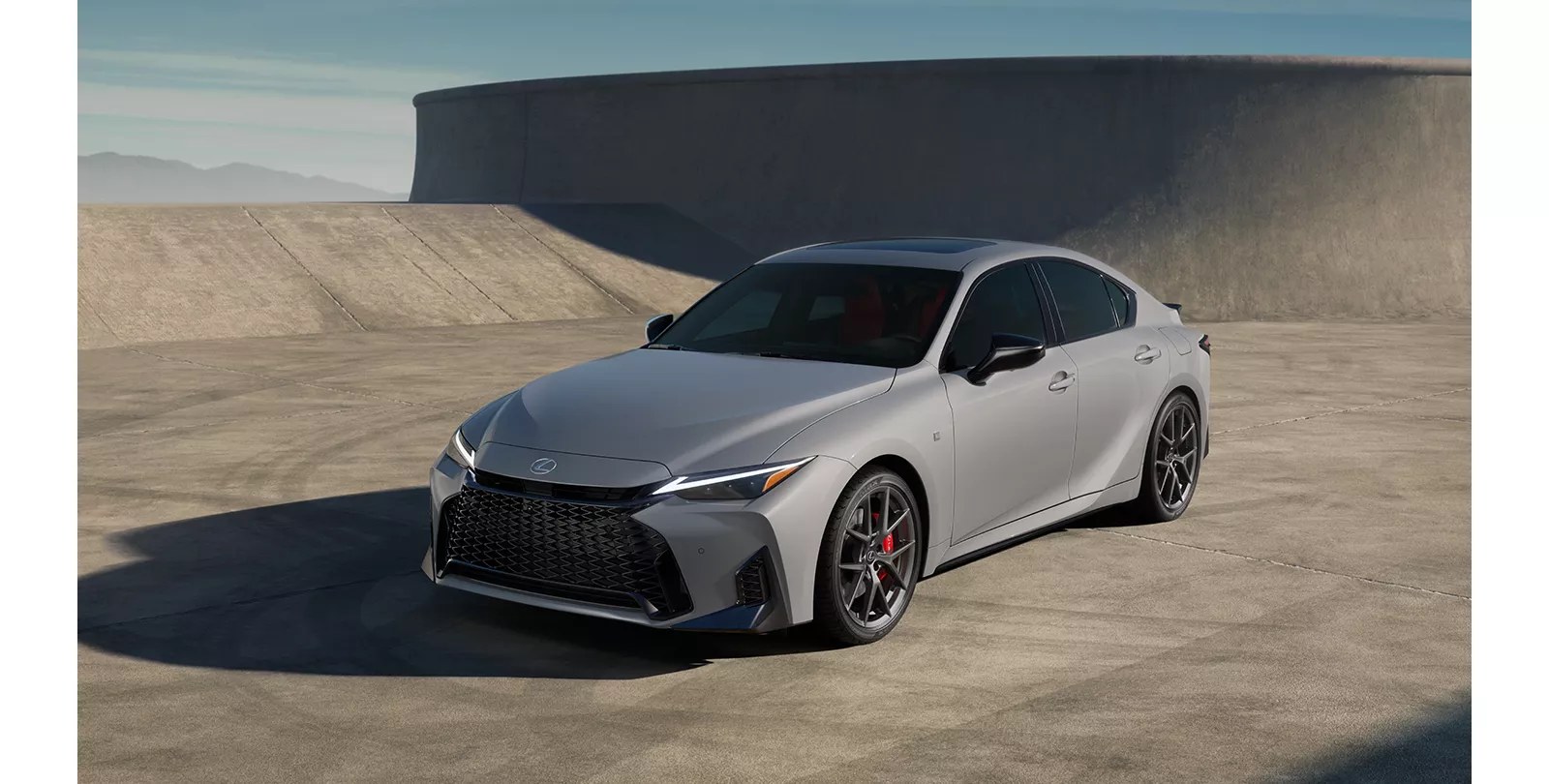 لکسوس IS 350 IS 350 F Sport Prestige - نمای بیرونی 2
